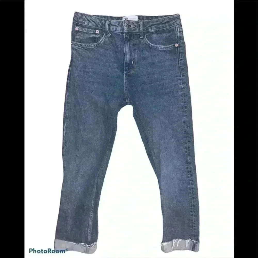 Zara Straightleg Jeans